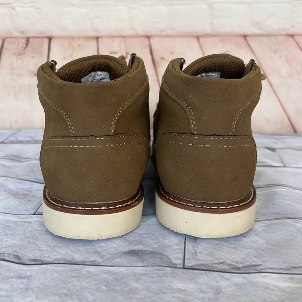 FALL CREEK Wallaby MEMORY FOAM chukka boots size 9